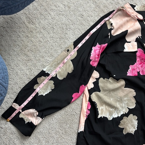 Women’s Calvin Klein Floral Button Down Blouse Color: Black/Cream/Pink S… - Picture 9 of 10